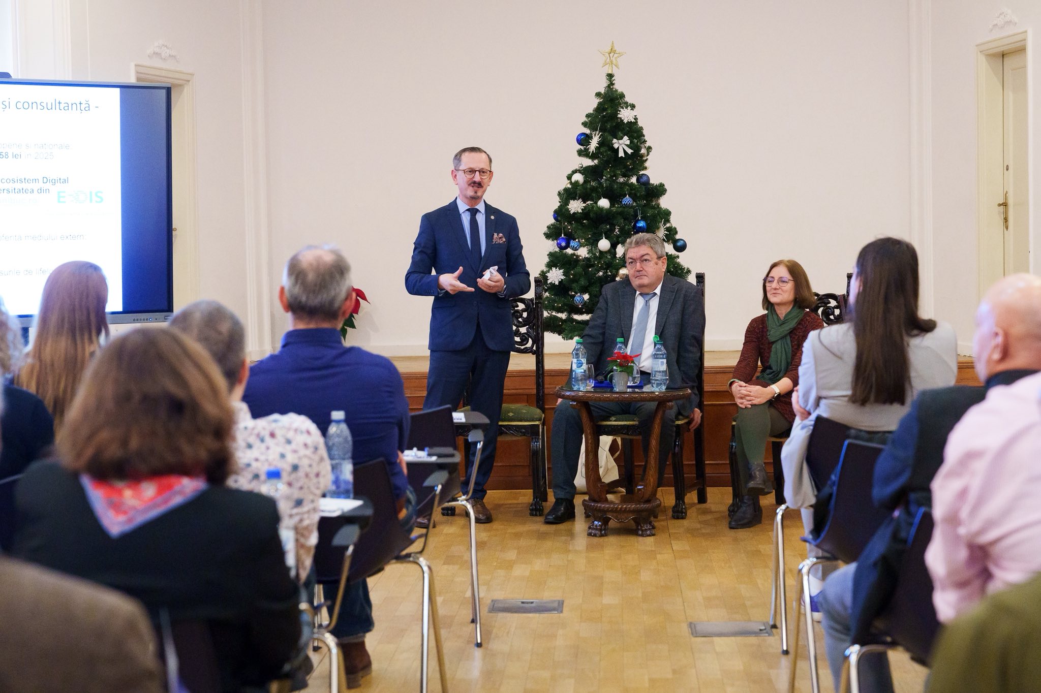 Rectorul UB a celebrat / premiat cei mai buni cercetatori și manageri de proiect - decembrie 2025