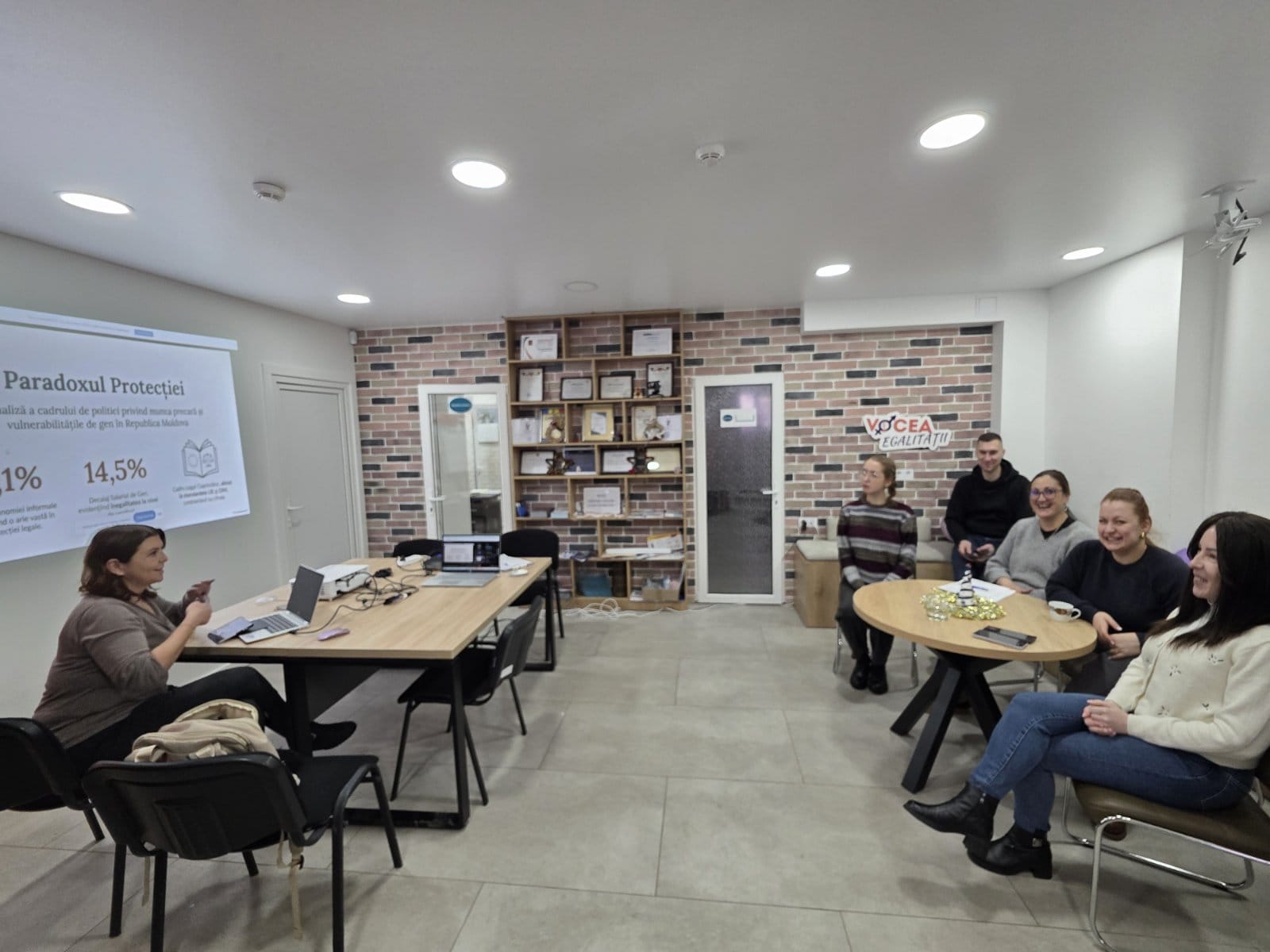 Diseminarea rezultatelor cercetării privind analiza muncii precare și a inegalităților de gen în Republica Moldova